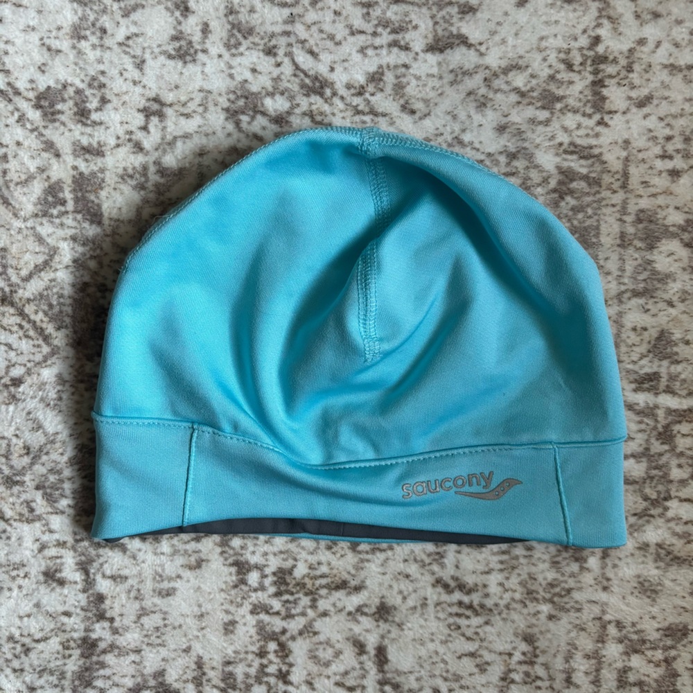 Saucony Bright Blue Running Beanie with Ponytail Hole Workout Athletic Active‎